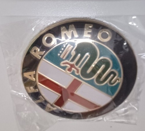 Fregio nuovo alfa romeo - fregio,