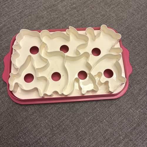 Tupperware set wigglers - tupperware,