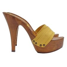 Zoccoli da donna con tacco