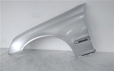 Parafango anteriore sinistro