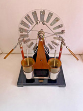 Macchina elettrostatica di Wimshurst Gramm  FUMEO MILANO XX° secolo