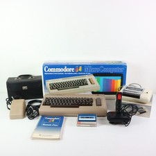 COMMODORE 64 RETRO COMPUTER