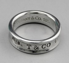 TIFFANY&Co. Bague 1837 en