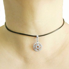 Collana nera pentacolo contro - nera,