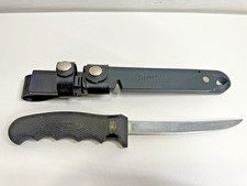 Coltello e fodero da pesca The Fisherman's Solution Cutco con affilatrice e pinza