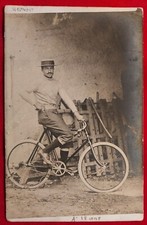 CARTOLINA BICI CICLISMO UOMO BICI DA CORSA E ESPOSITORE RUOTA POST  PRIMI 900