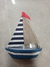 MODELLINO IN LEGNO-resina