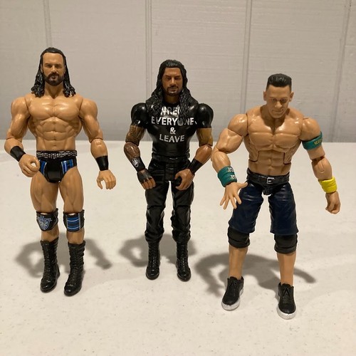 Action figure wwe roman reigns - figure,