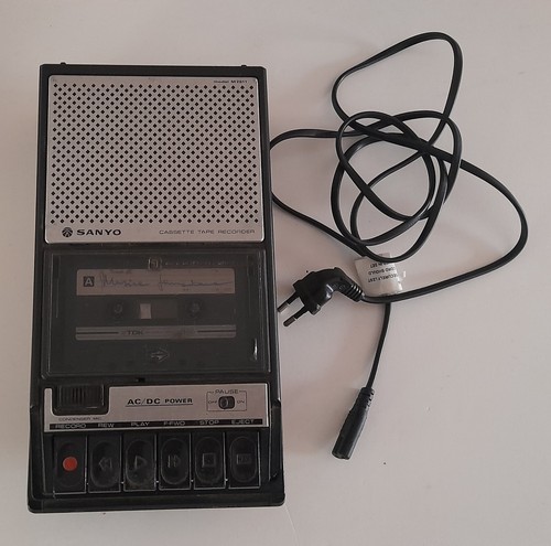 Mangiacassette sanyo - mangiacassette,