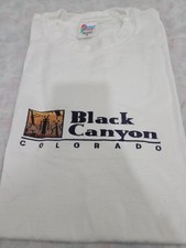 T-shirt nera Canyon Colorado
