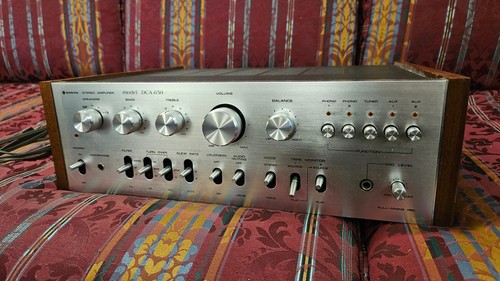 Sanyo stereo amplifier - stereo, model