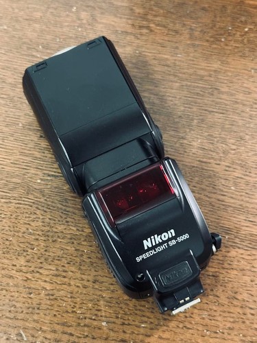 Nikon 5000 speedlight flash - sb-5000,