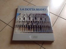 Dotta mano il battistero - -,