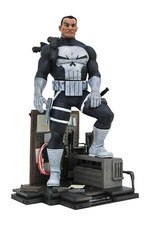 The punisher statuette - punisher,