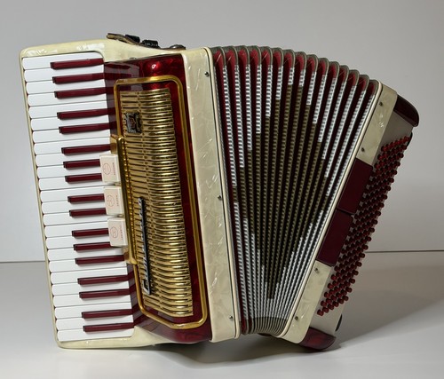 Pearl red white - red/white, piano