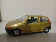 Fiat Punto Burago 1 24