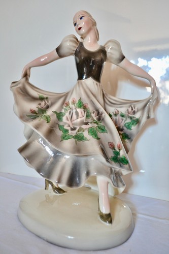 Antica scultura donna - , in