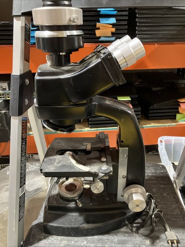 Microscope