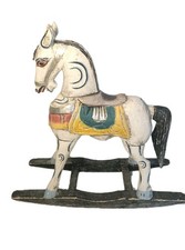 Cavallo a dondolo vintage in