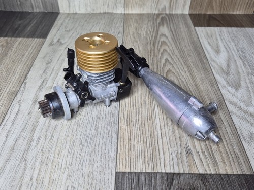 Motore radiocomandato - , a