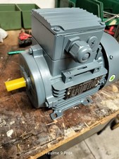 Motore Trifase kW 0.55  2 Poli