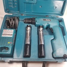 Makita 6011D Cordless Drill