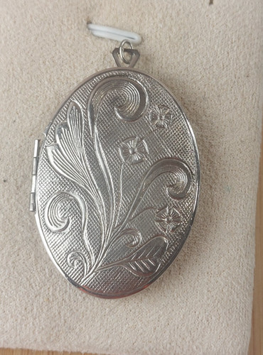 Ancien pendentif médaillon - pendentif, /