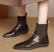 Stivaletto donna punta piatta