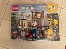 LEGO Creator Set Ritirato 31097 Casa di Città Negozio di Animali e Caffè Nuovo Sigillato Ritirato