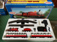 Hornby Thomas and Friends JAMES PASSENGER Electric Train Set R9073 - BOXED
