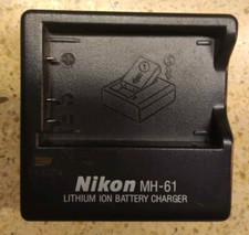 Genuine Nikon MH-61 Battery Charger for Nikon Coolpix P90 P100 P500 P510 P520