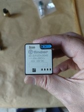 FINDER RELE DA ZOCCOLO 24VDC CONTATTI 10A 250V 601390240040 60.13.9.024.0040