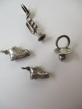 4 CIONDOLI CHARMS SCARPONI TROMBA CIUCCIO ARGENTO 925/800  ANNI '60  ITALY  g 9