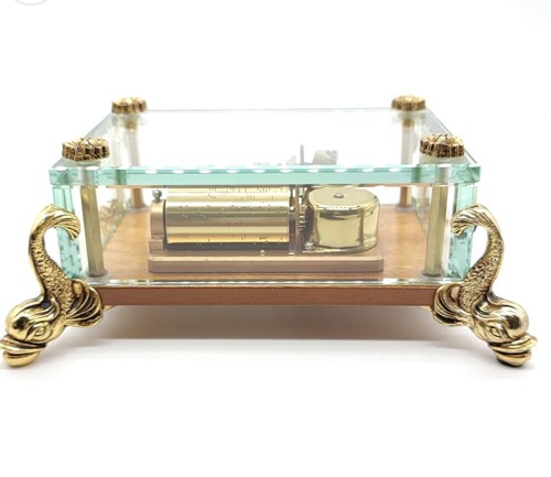 Carillon reuge music - reuge,
