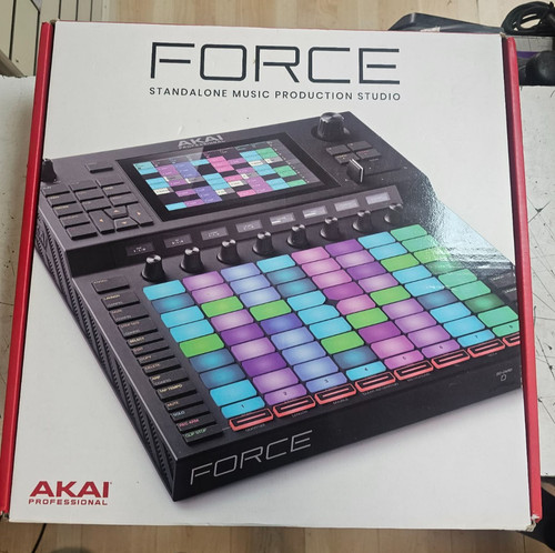 Akai force standalone - akai, studio