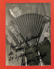 Accordéoniste identifier - a, /