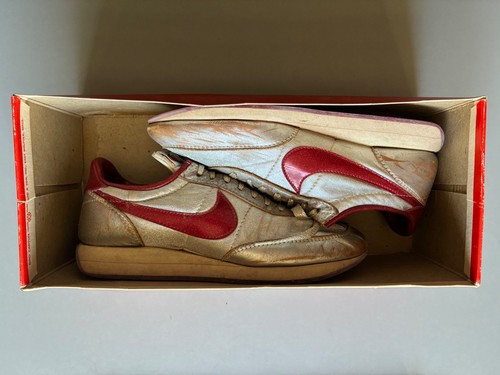 Nike night trak 1978 - night,