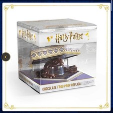 Statua di cioccolato rana