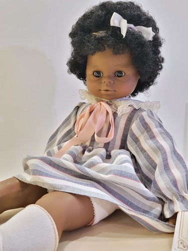 Zanini zambelli vinyl doll - zanini,
