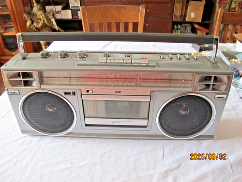 Jvc 575jw radio cassette - rc-575jw,