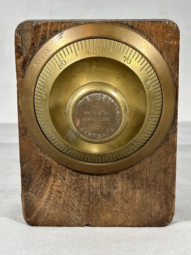 Antico diebold safe - &, co