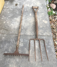 VINTAGE WOOD/METAL