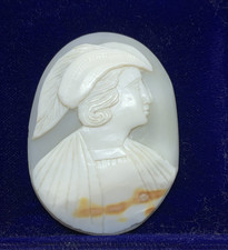 ANTICO CAMMEO SU CONCHIGLIA