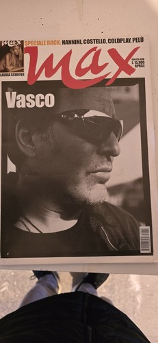 Max aprile 2001 vasco rossi - aprile,