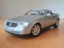 1:18 MAISTO Mercedes-Benz 230