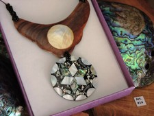 Collana ciondolo fatto mano - fatto,