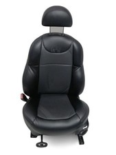 asiento delantero izquierdo