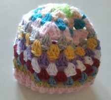 Cappello granny square, cappellino  arcobaleno, cappello bimba fatto a mano