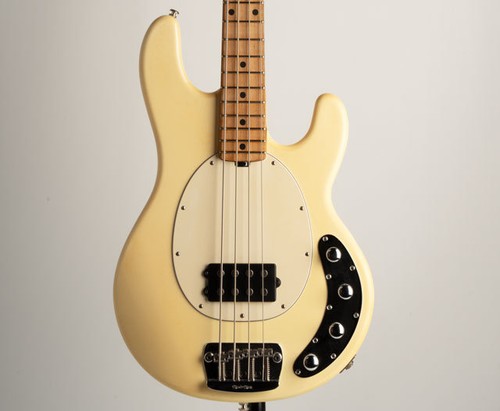 Music man stingray - 4°, bianco