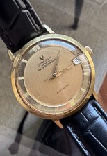 Universal Genève Polerouter date Calibro 69